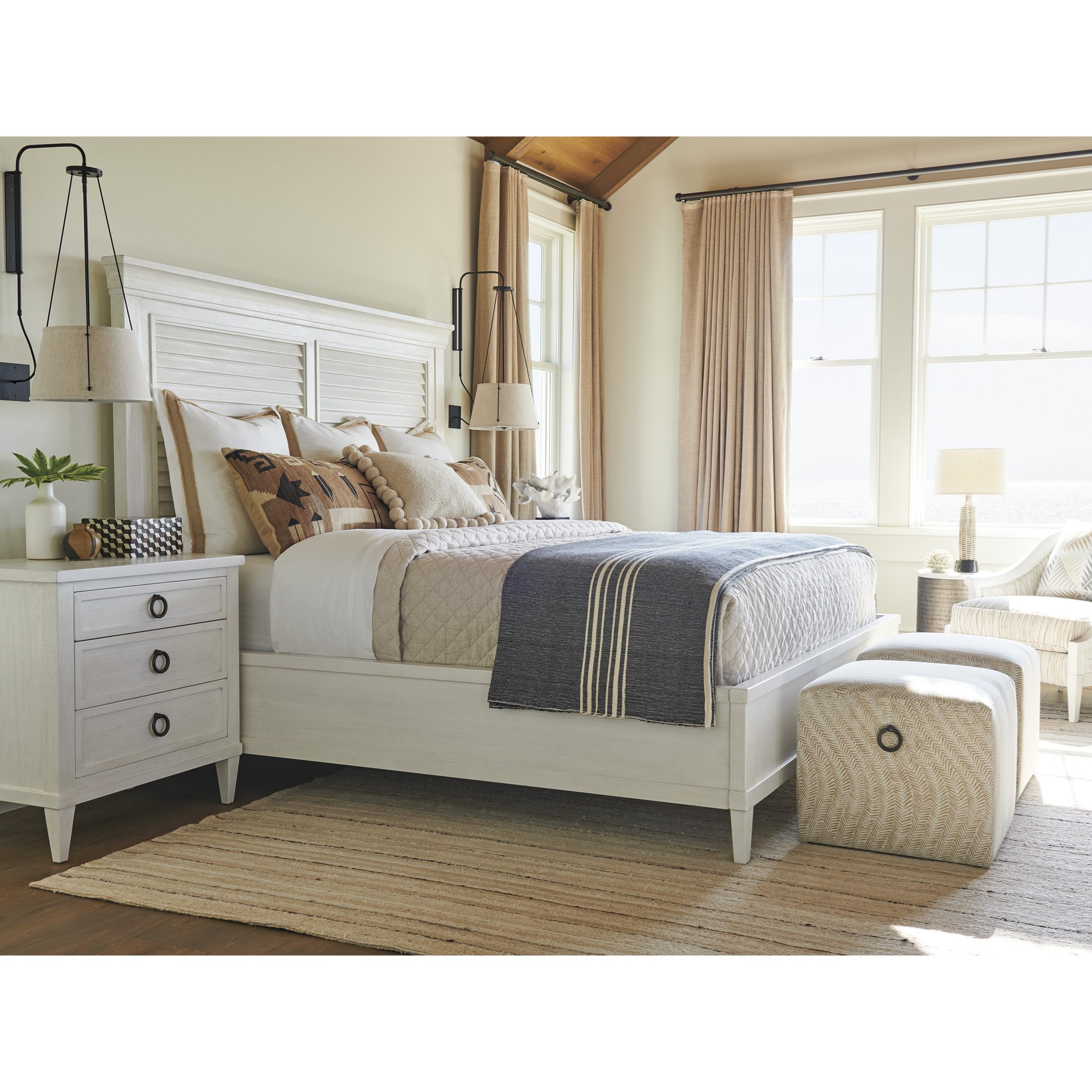 Tommy Bahama Home Ocean Breeze 570144C Royal Palm King Louvered Bed